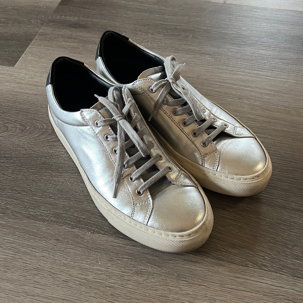 Common Projects Woman Silver Leather 38